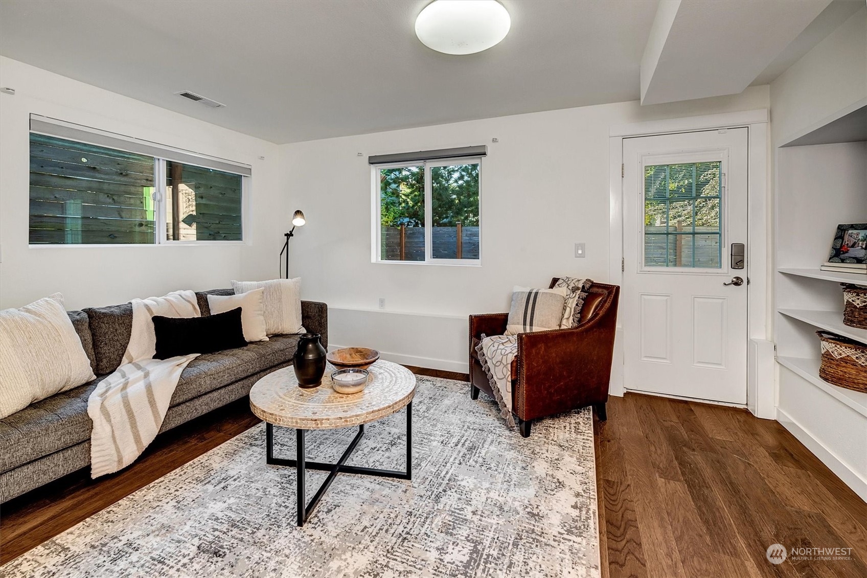 4625 S Frontenac Street