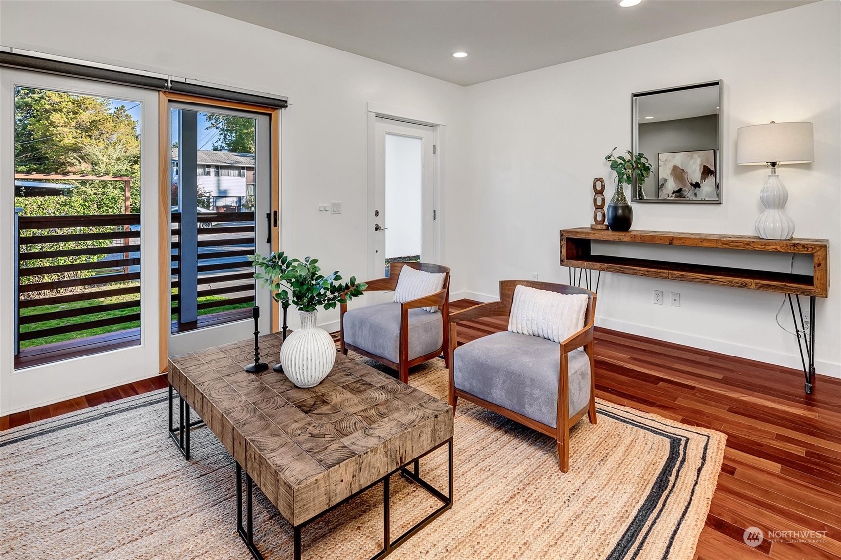 4625 S Frontenac Street