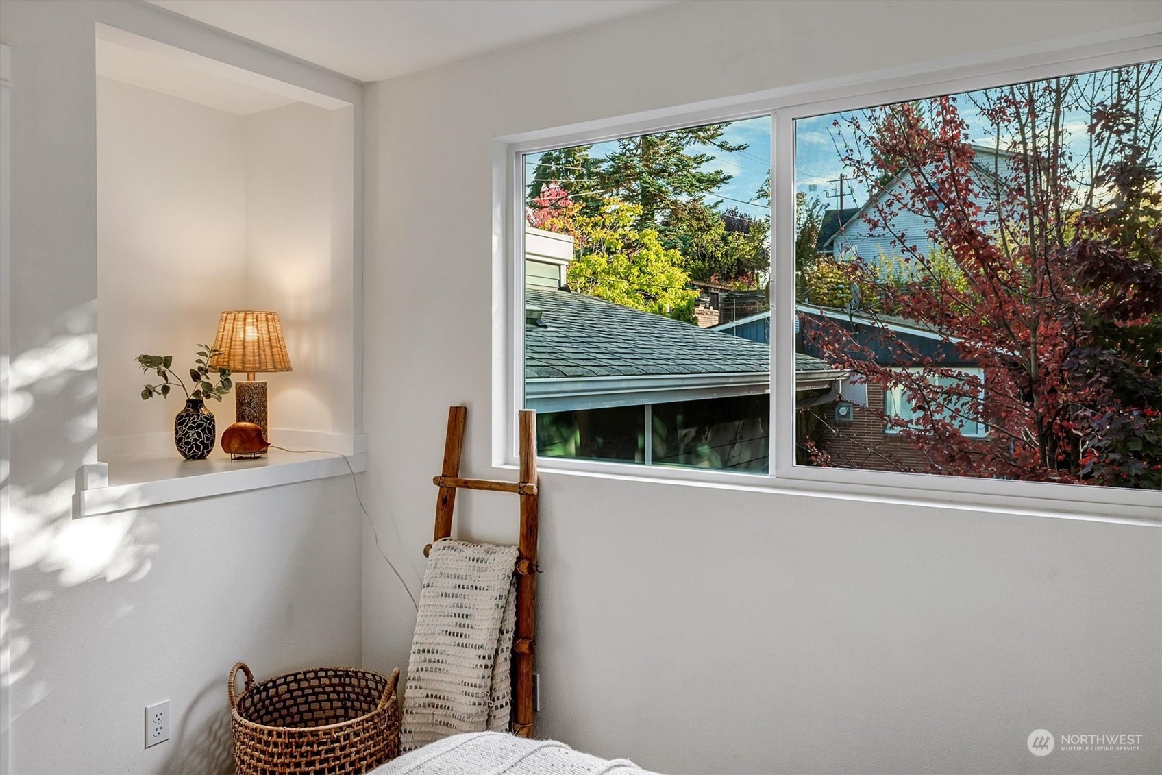 4625 S Frontenac Street