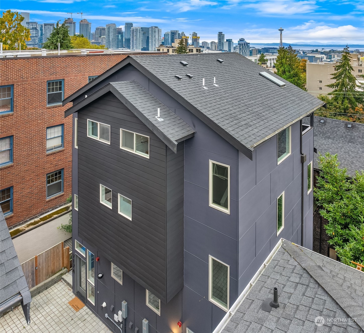 717 Belmont Place E Unit: A