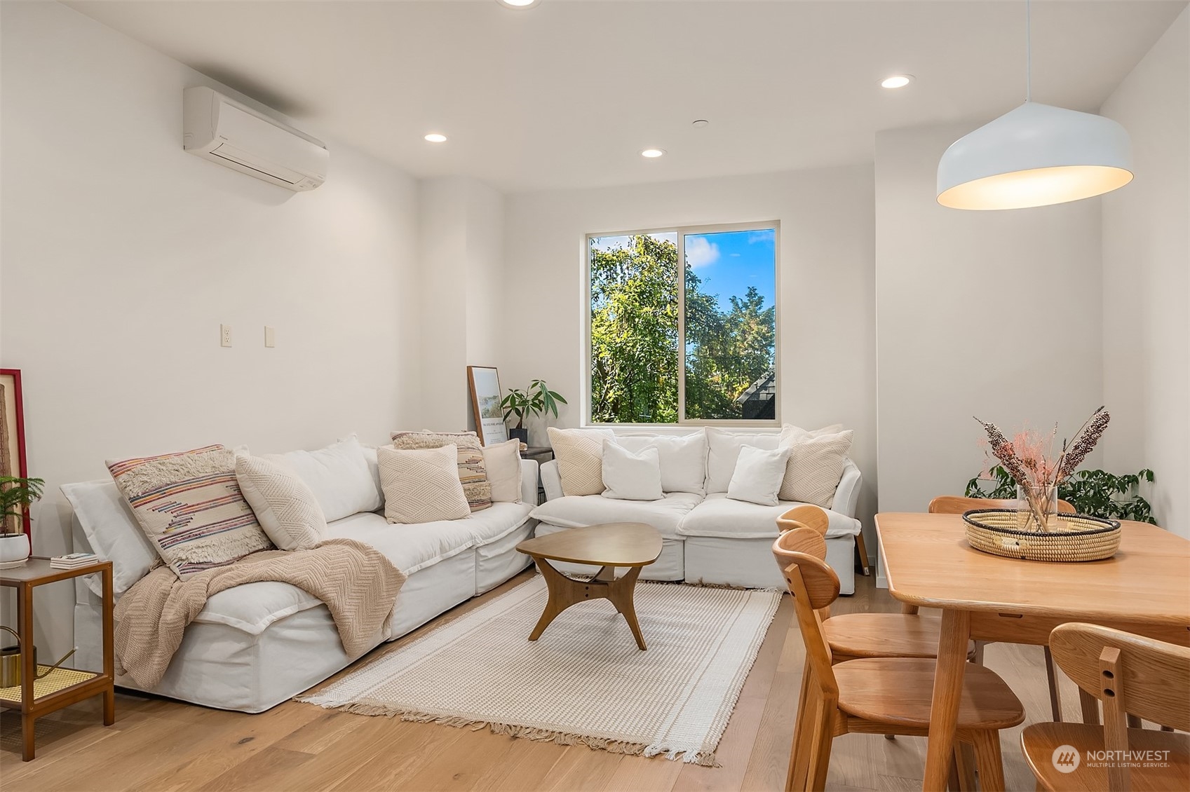 717 Belmont Place E Unit: A