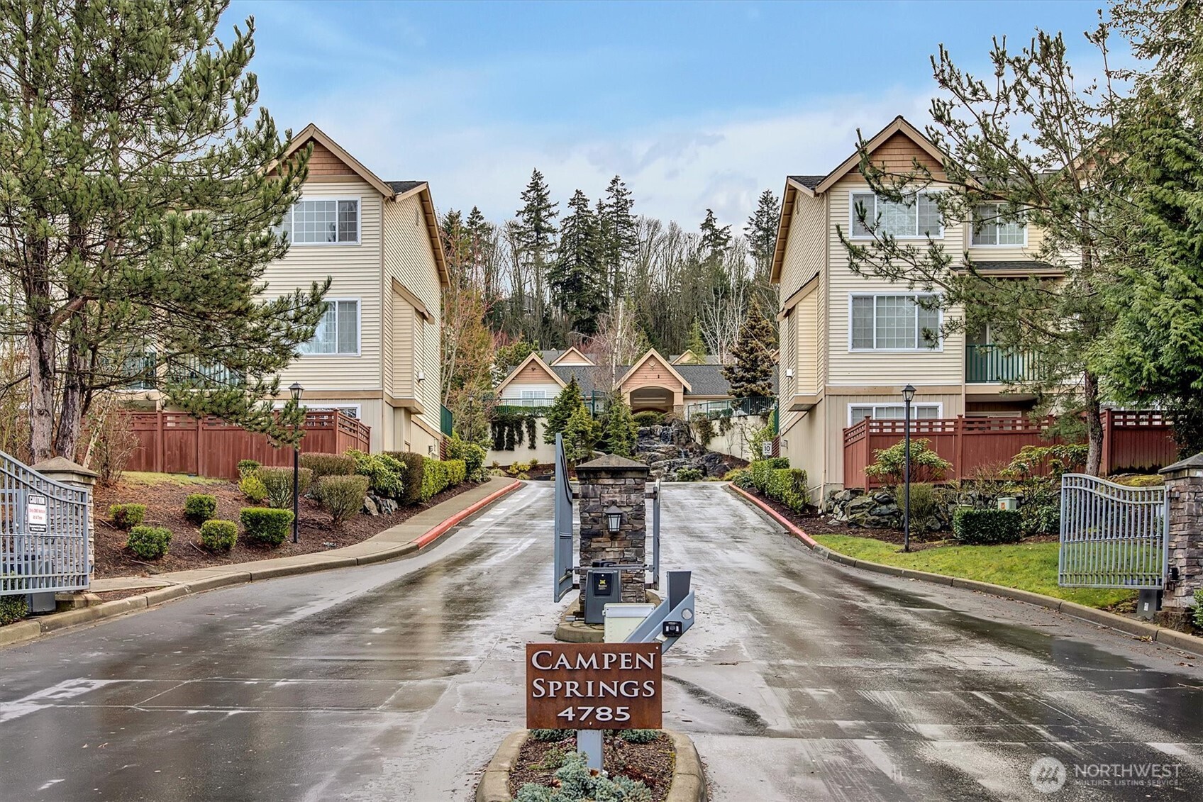 4762 Whitworth Place S Unit: P-101