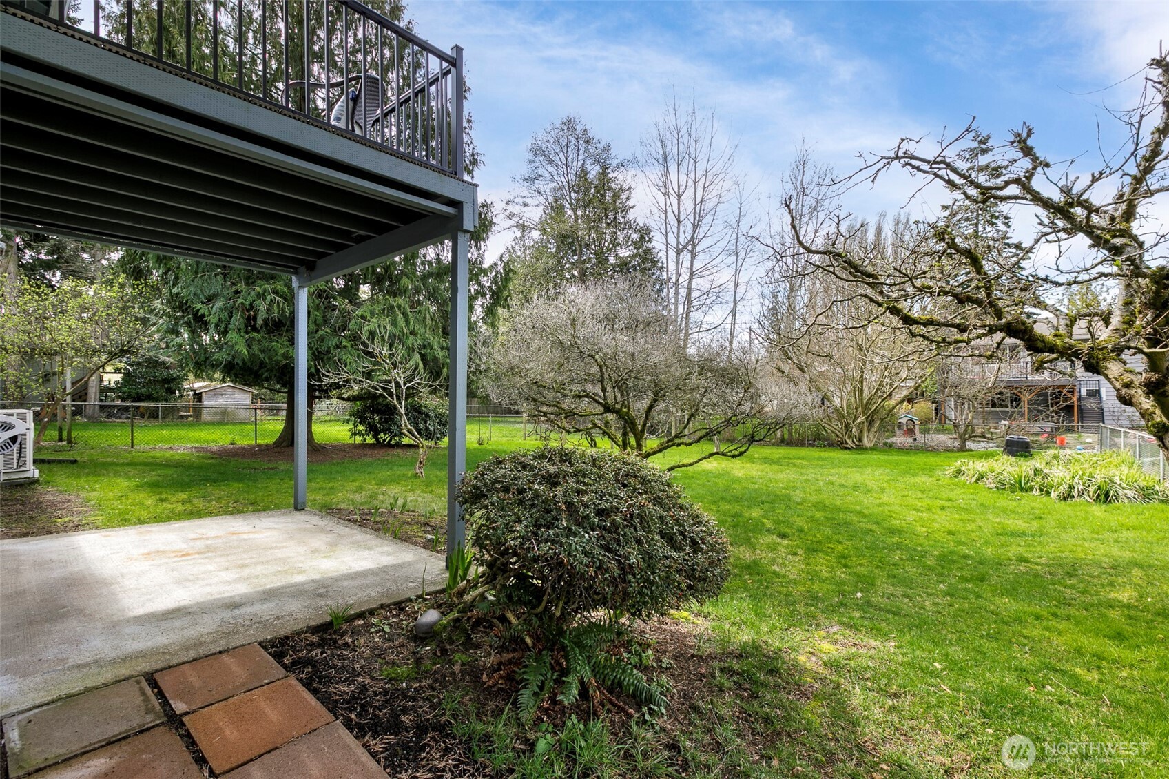 9539 Palatine Avenue N