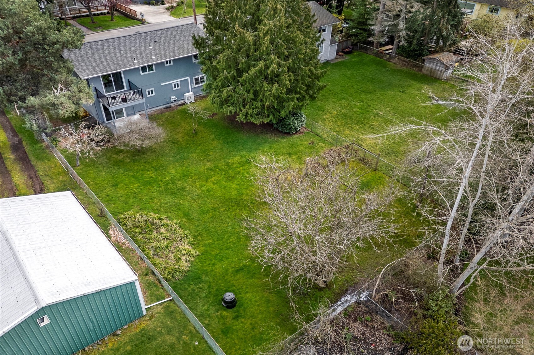 9539 Palatine Avenue N