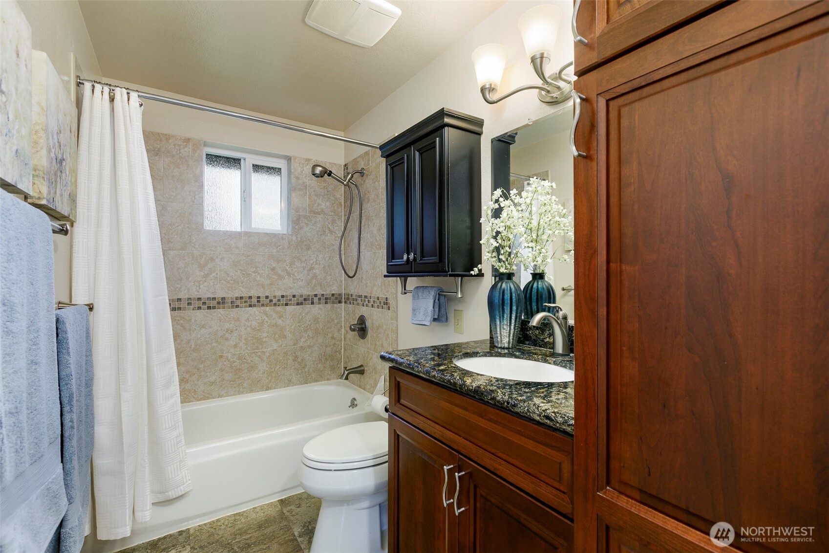 9539 Palatine Avenue N