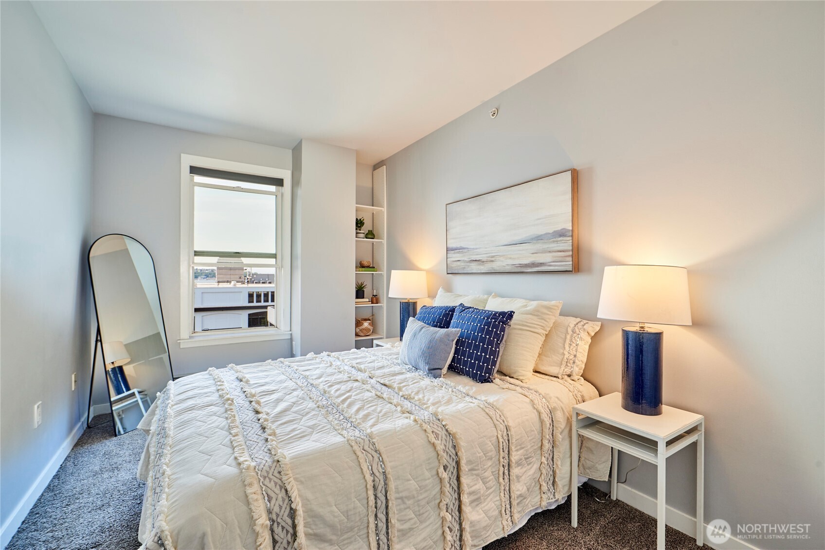 2607 Western Avenue Unit: 553