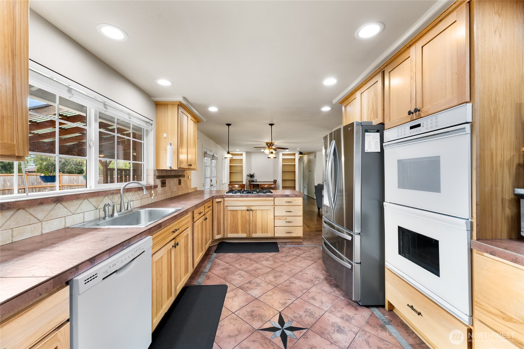 2902 Scenic Drive SE