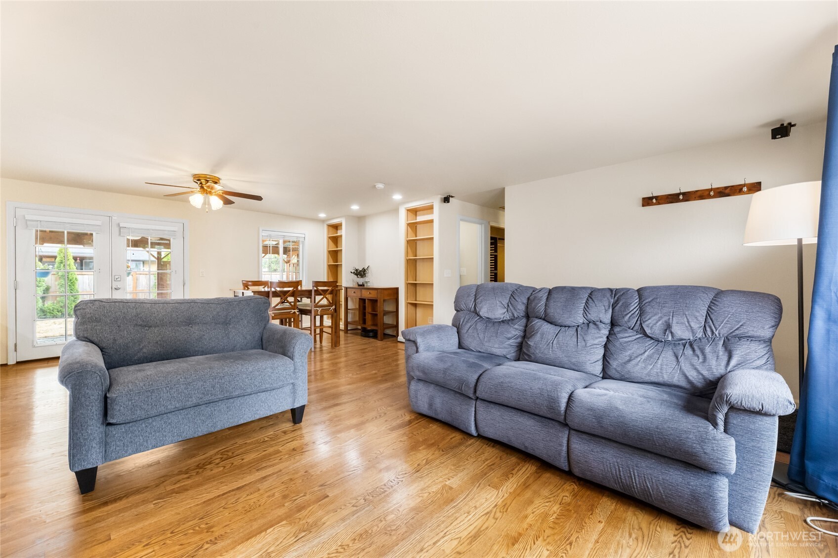 2902 Scenic Drive SE