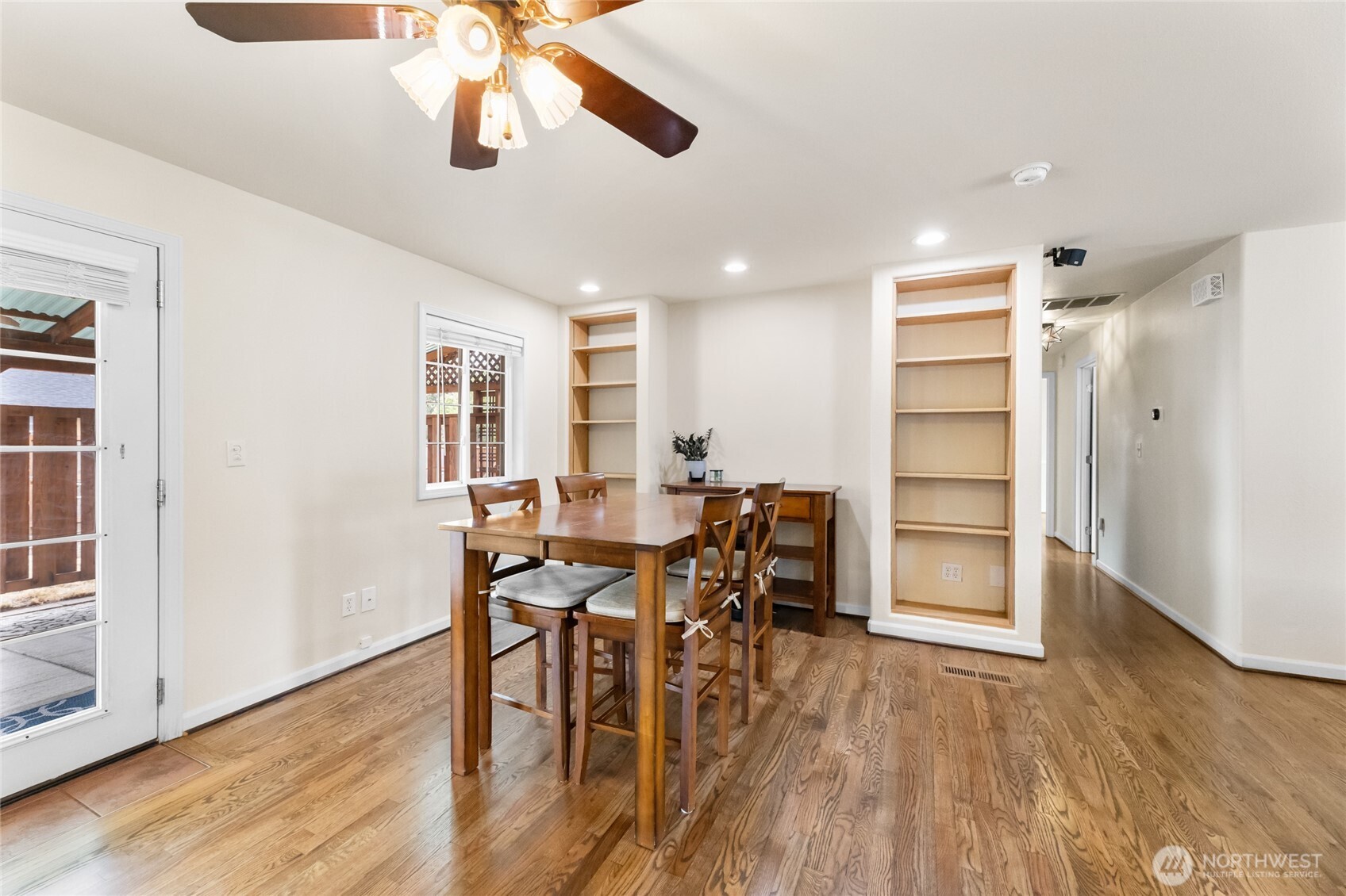 2902 Scenic Drive SE