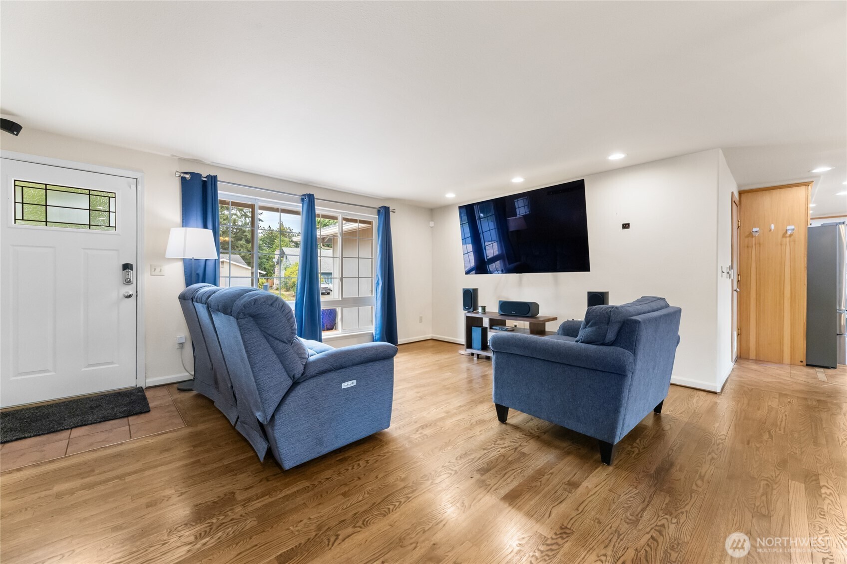 2902 Scenic Drive SE