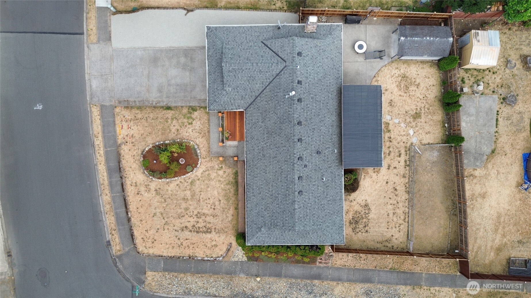 2902 Scenic Drive SE