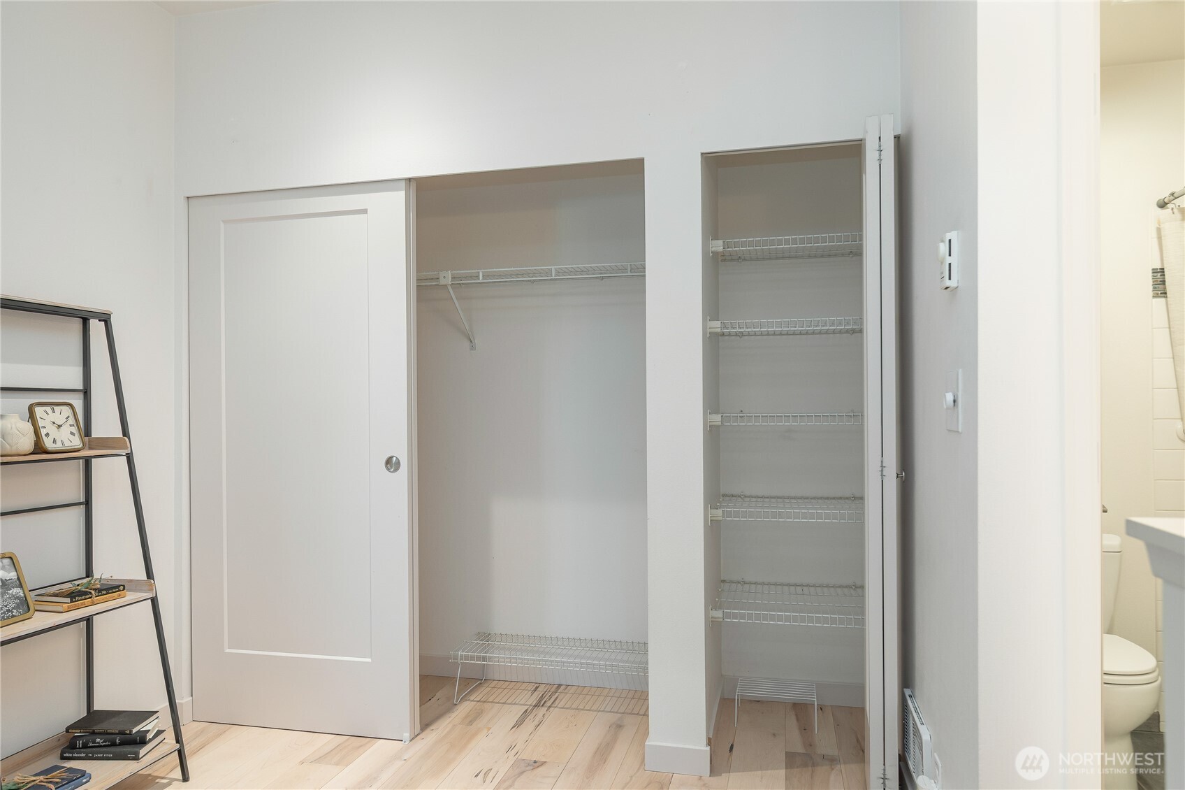 4530 Meridian Avenue N Unit: N1