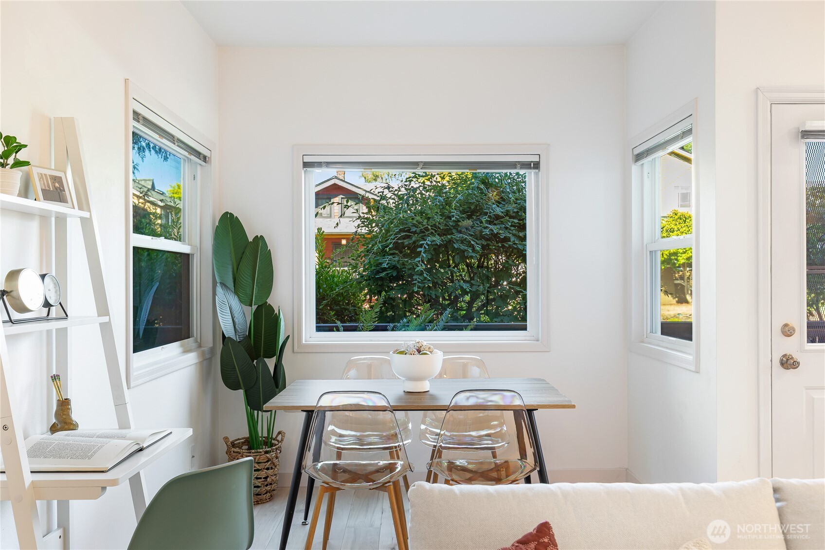 4530 Meridian Avenue N Unit: N1