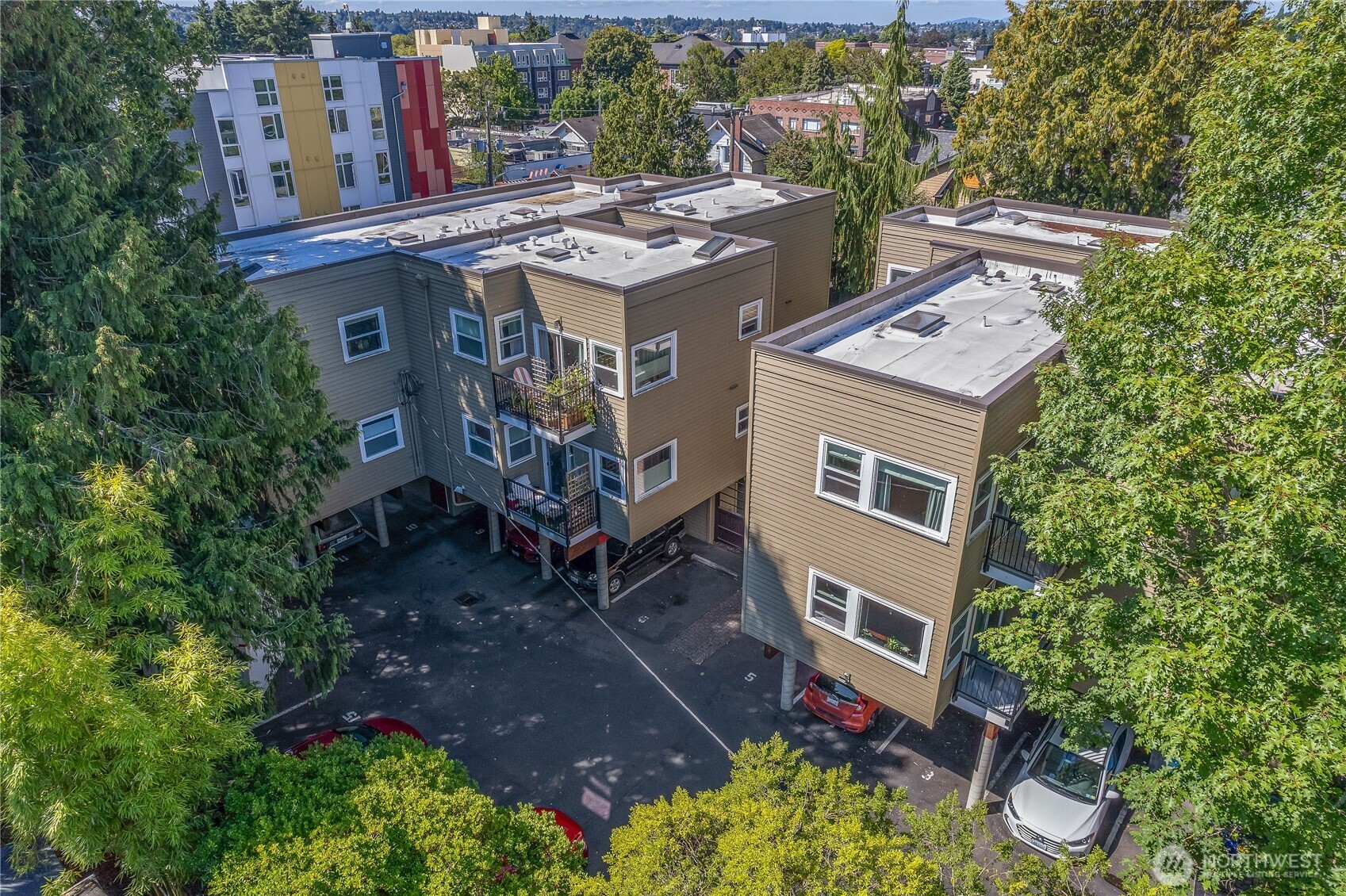 4530 Meridian Avenue N Unit: N1