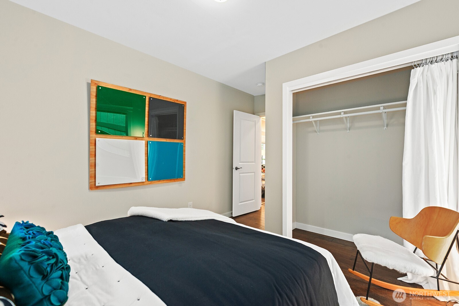 936 Martin Luther King Jr Way S