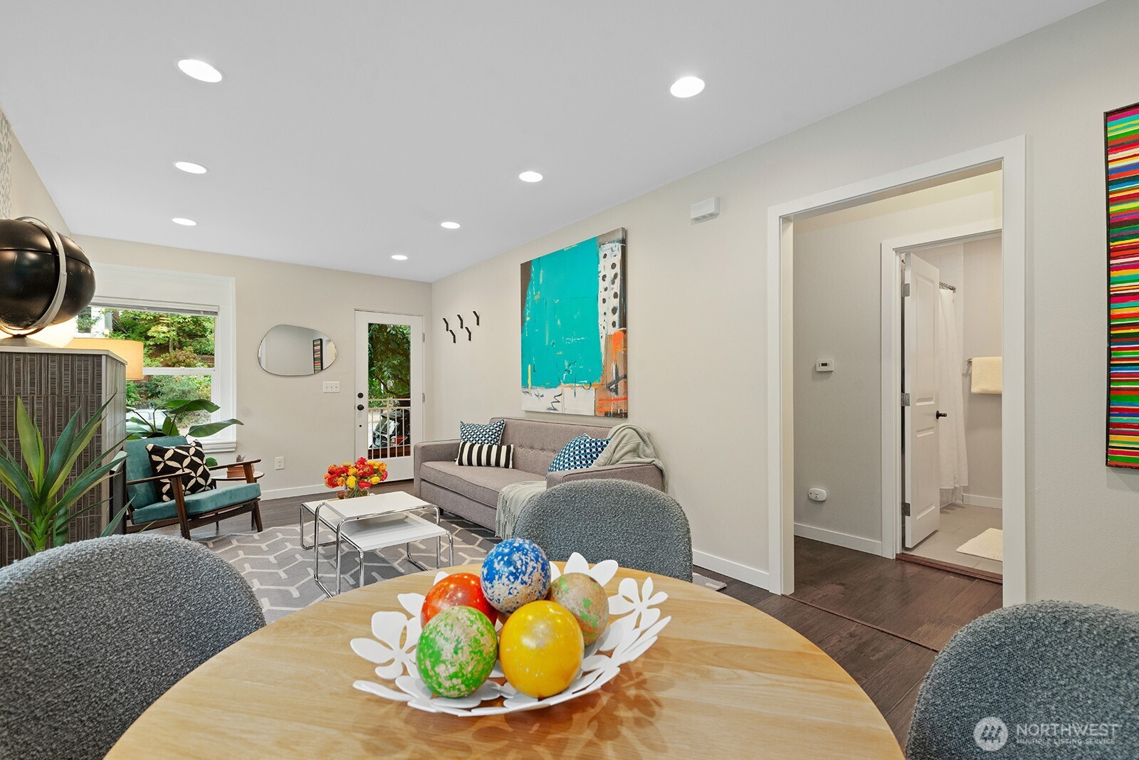 936 Martin Luther King Jr Way S