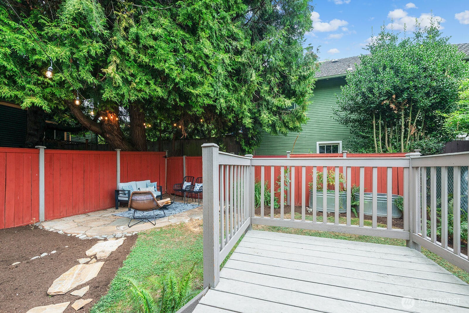 936 Martin Luther King Jr Way S