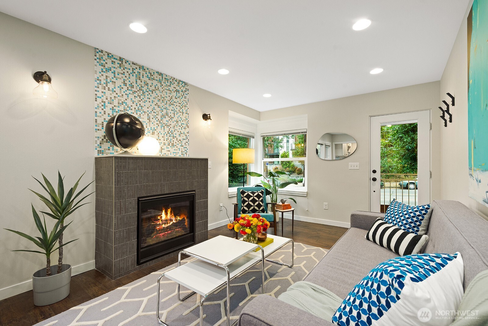 936 Martin Luther King Jr Way S