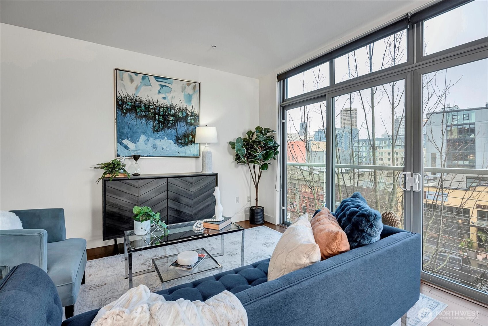 1414 12th Avenue Unit: 301