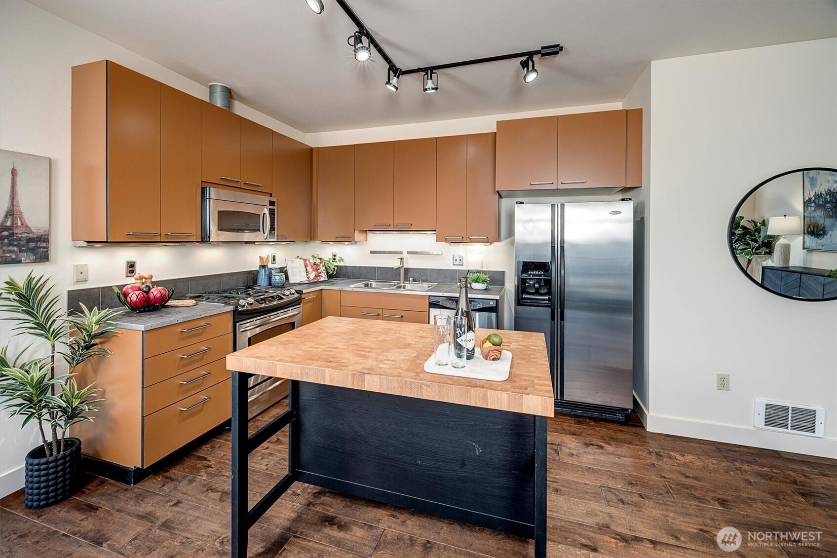 1414 12th Avenue Unit: 301