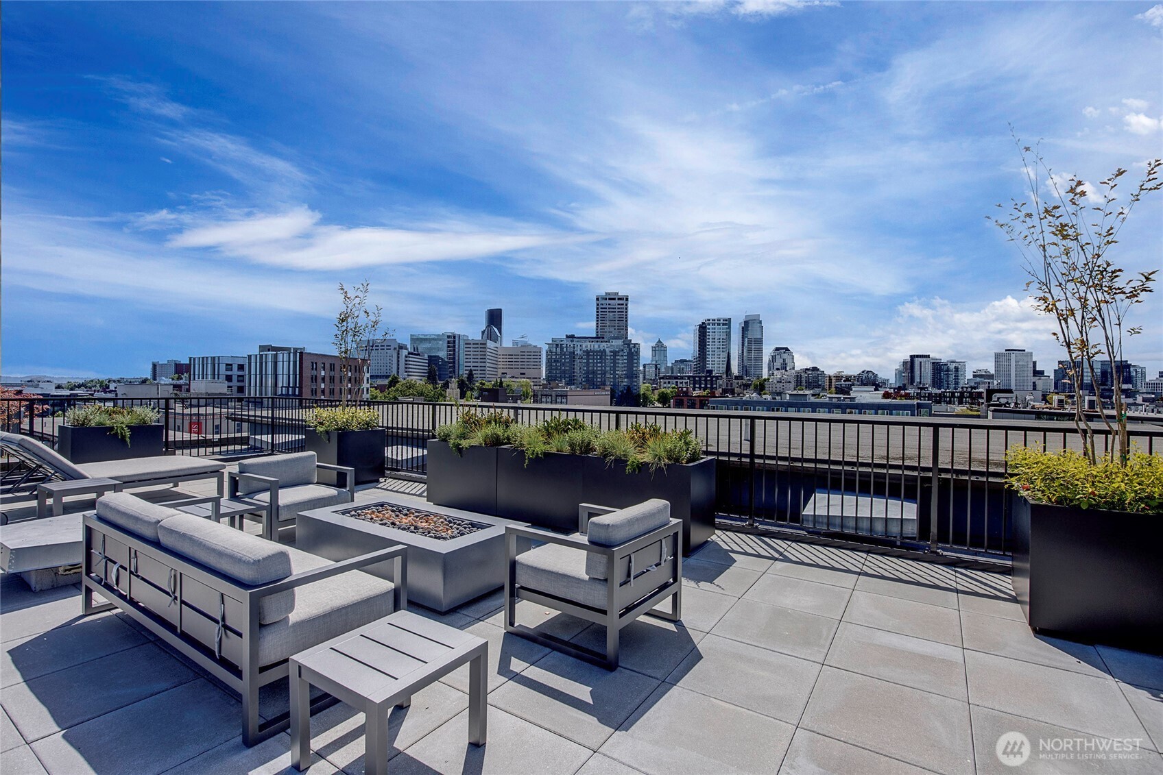 1414 12th Avenue Unit: 301