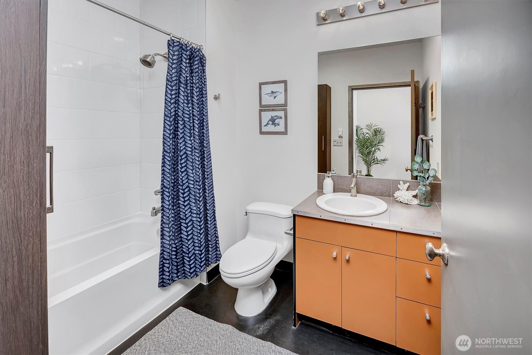 1414 12th Avenue Unit: 301