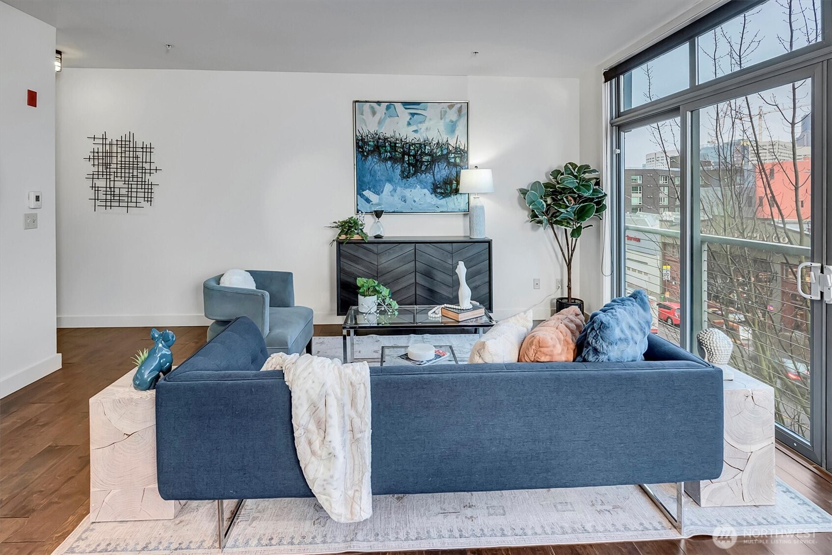 1414 12th Avenue Unit: 301