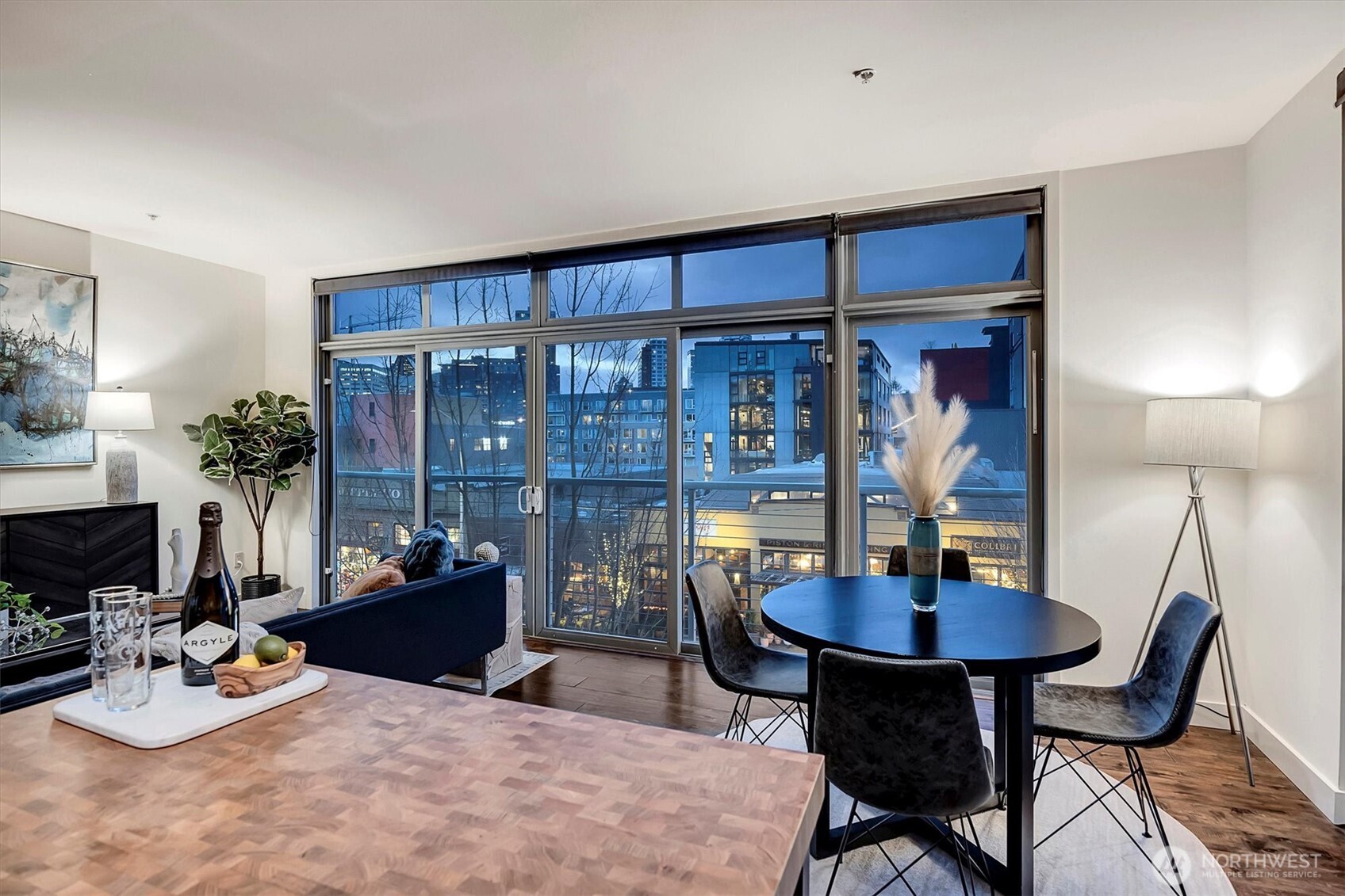 1414 12th Avenue Unit: 301