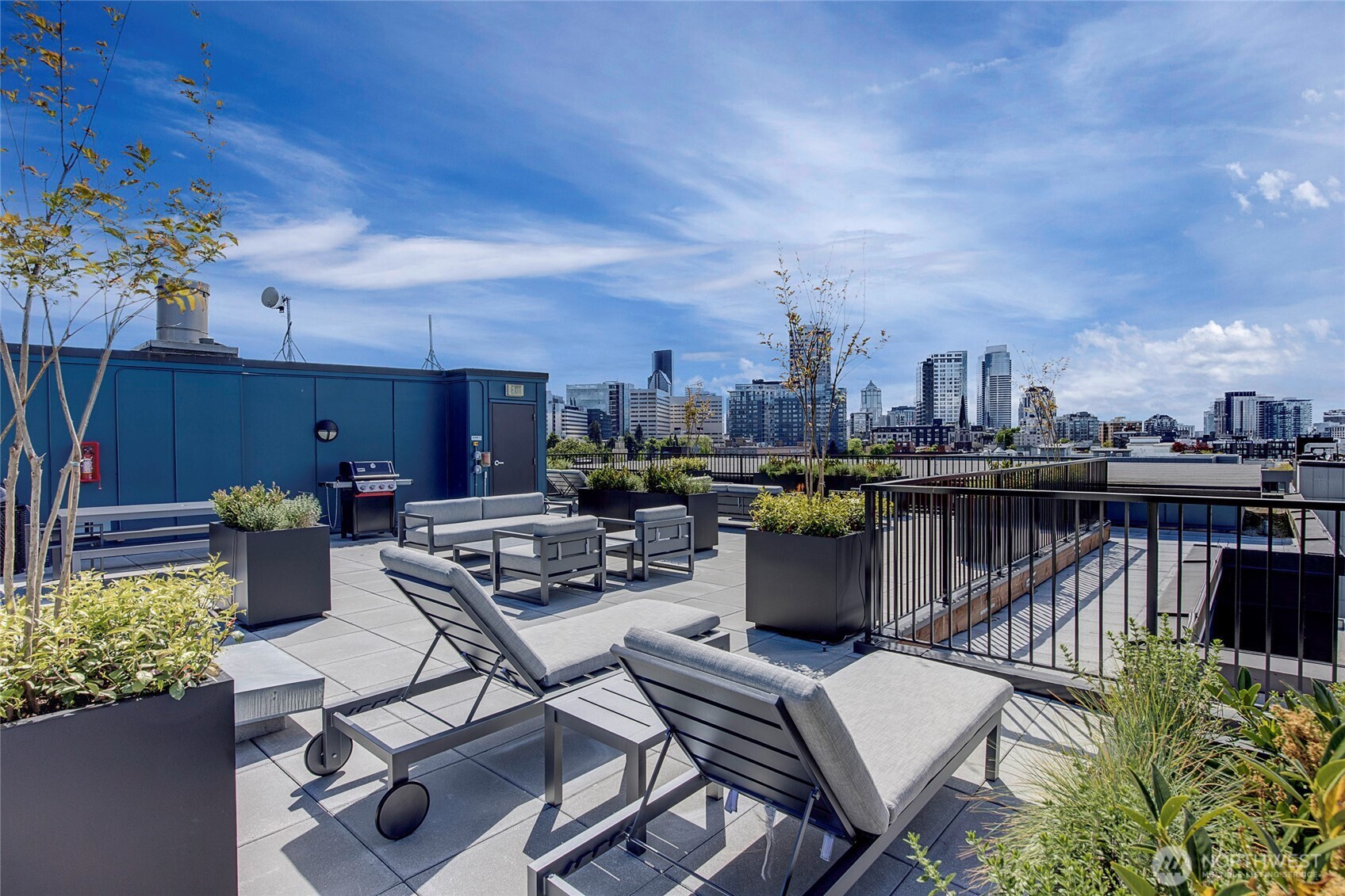 1414 12th Avenue Unit: 301