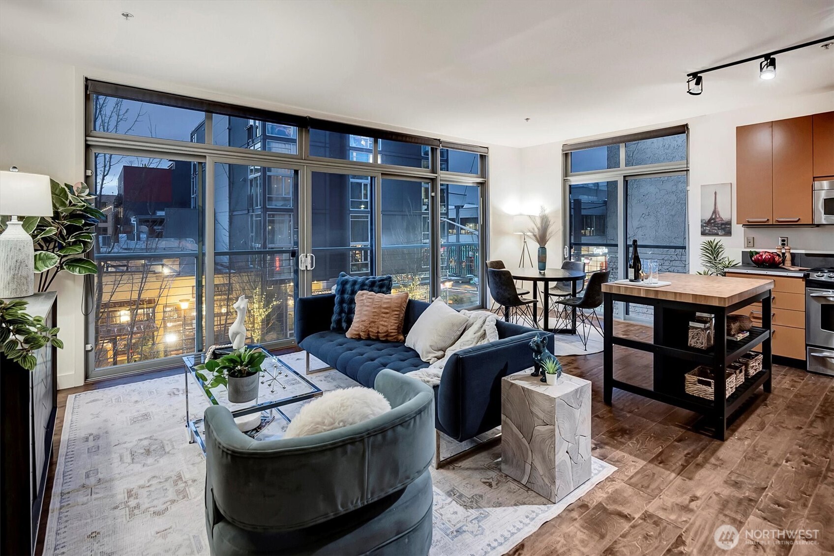 1414 12th Avenue Unit: 301