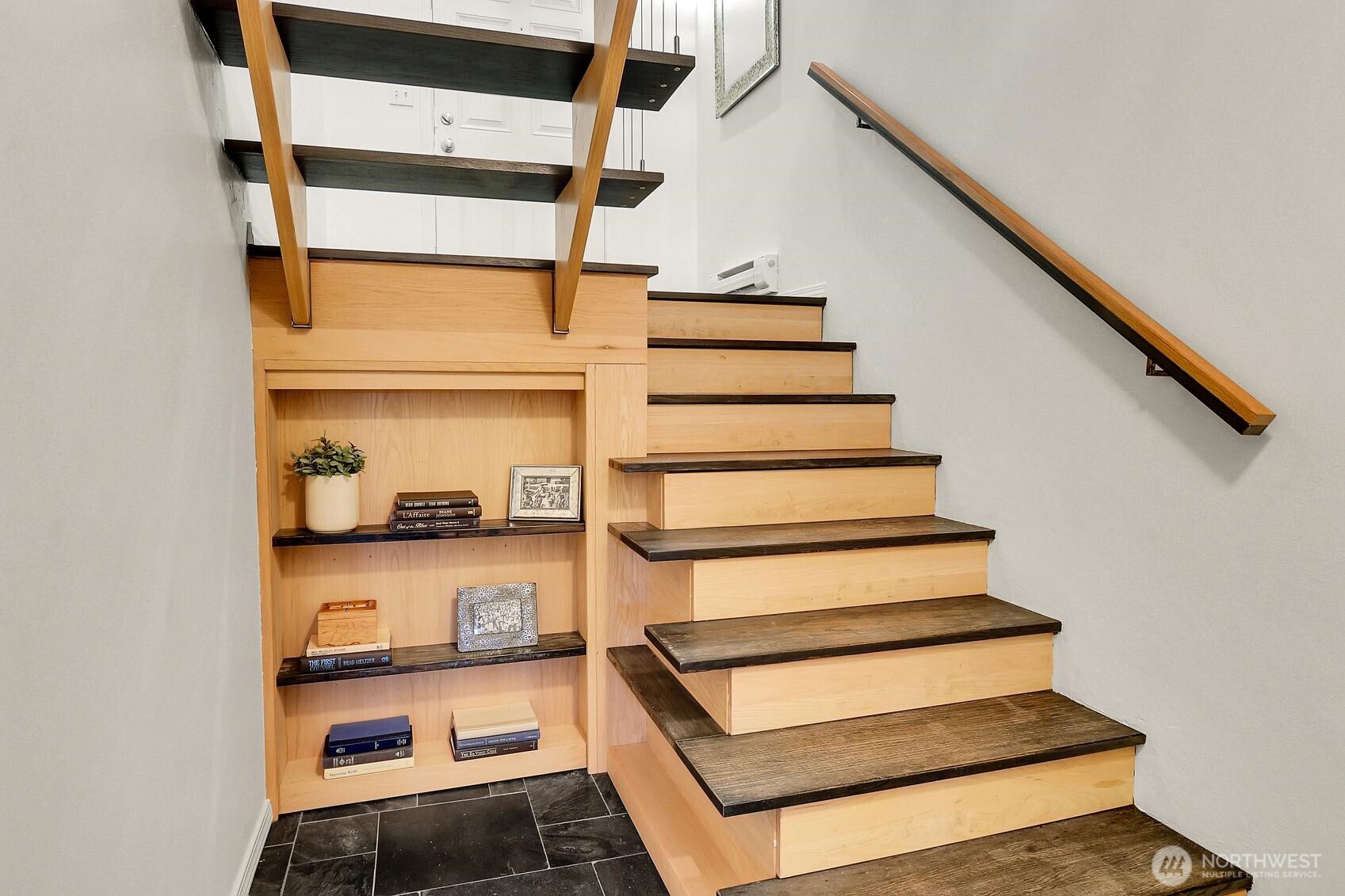 7004 Holly Park Drive S