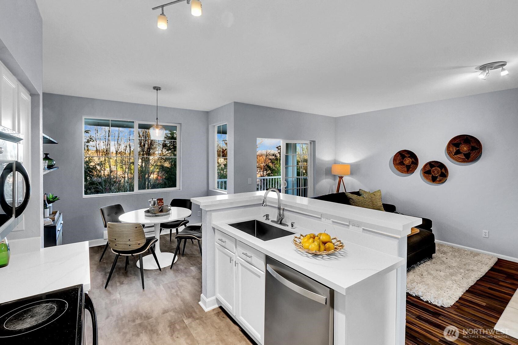 7004 Holly Park Drive S