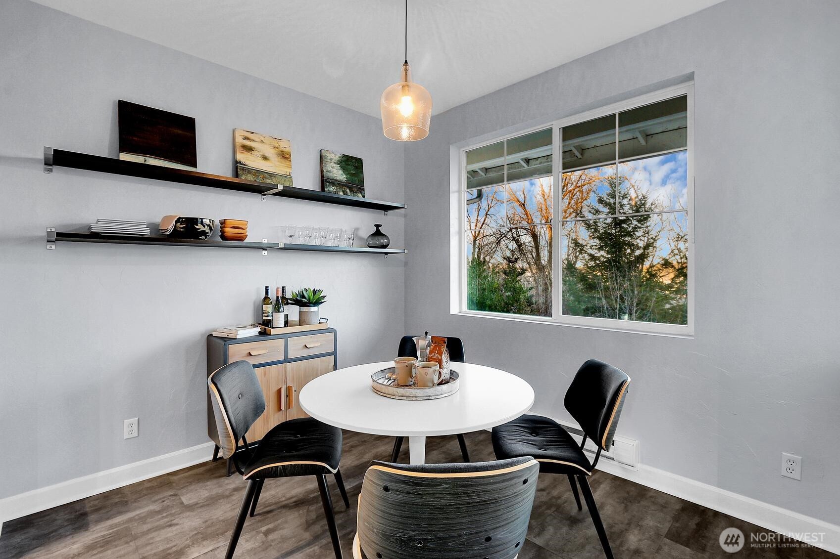 7004 Holly Park Drive S