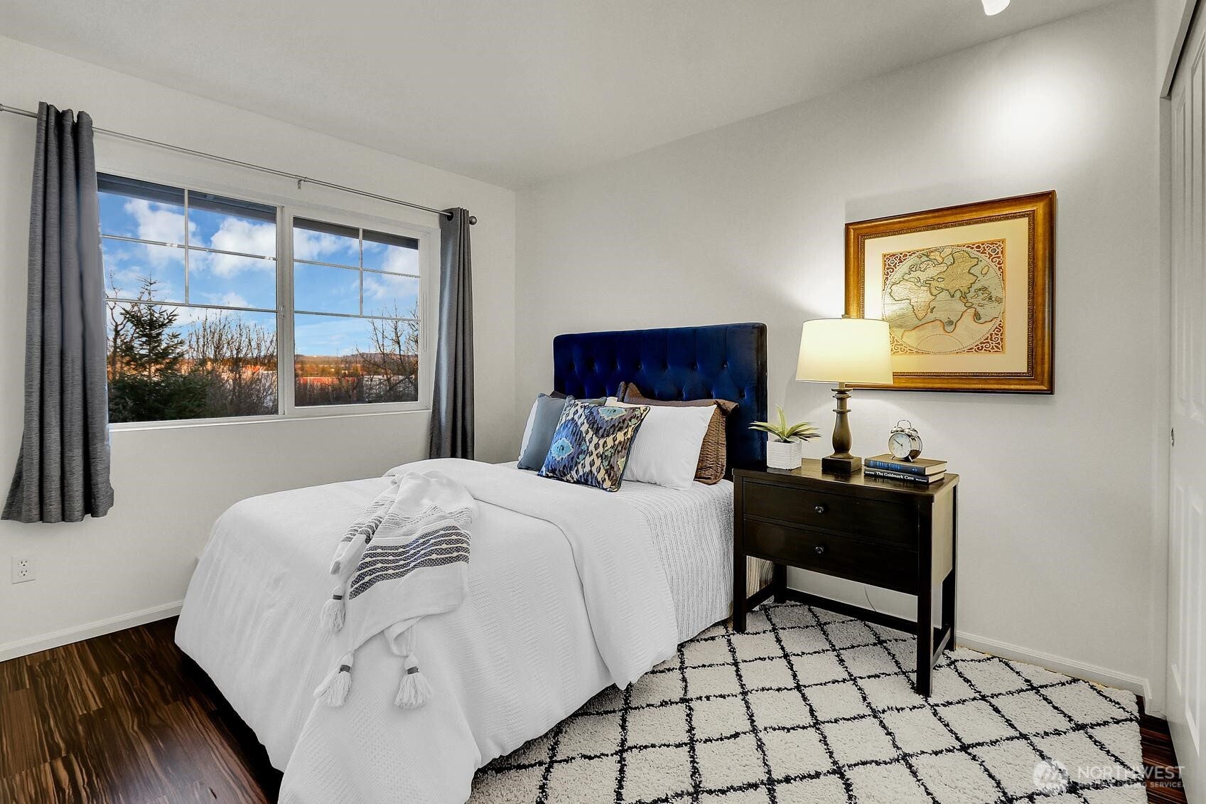 7004 Holly Park Drive S