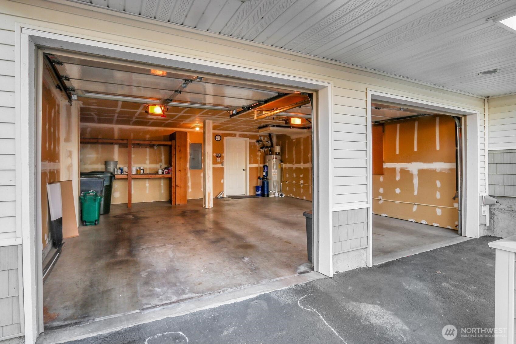 7004 Holly Park Drive S