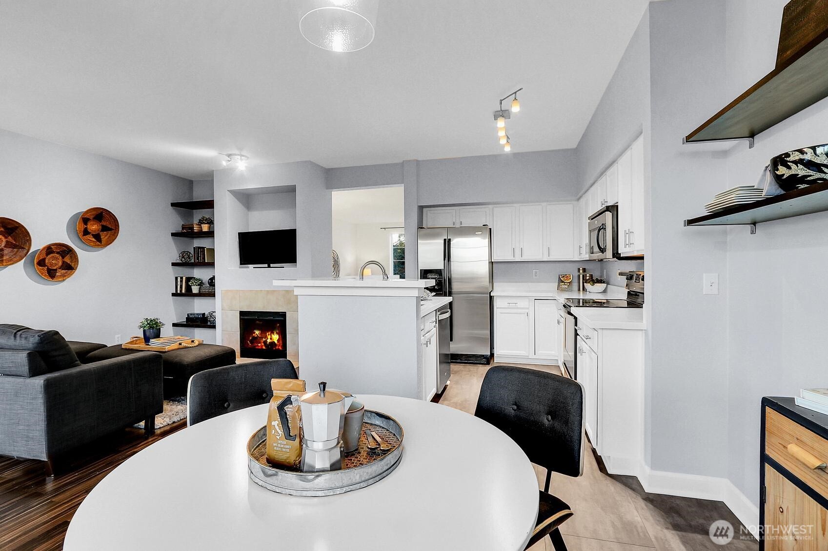 7004 Holly Park Drive S