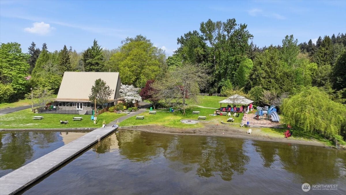 3754 NE 194th Street