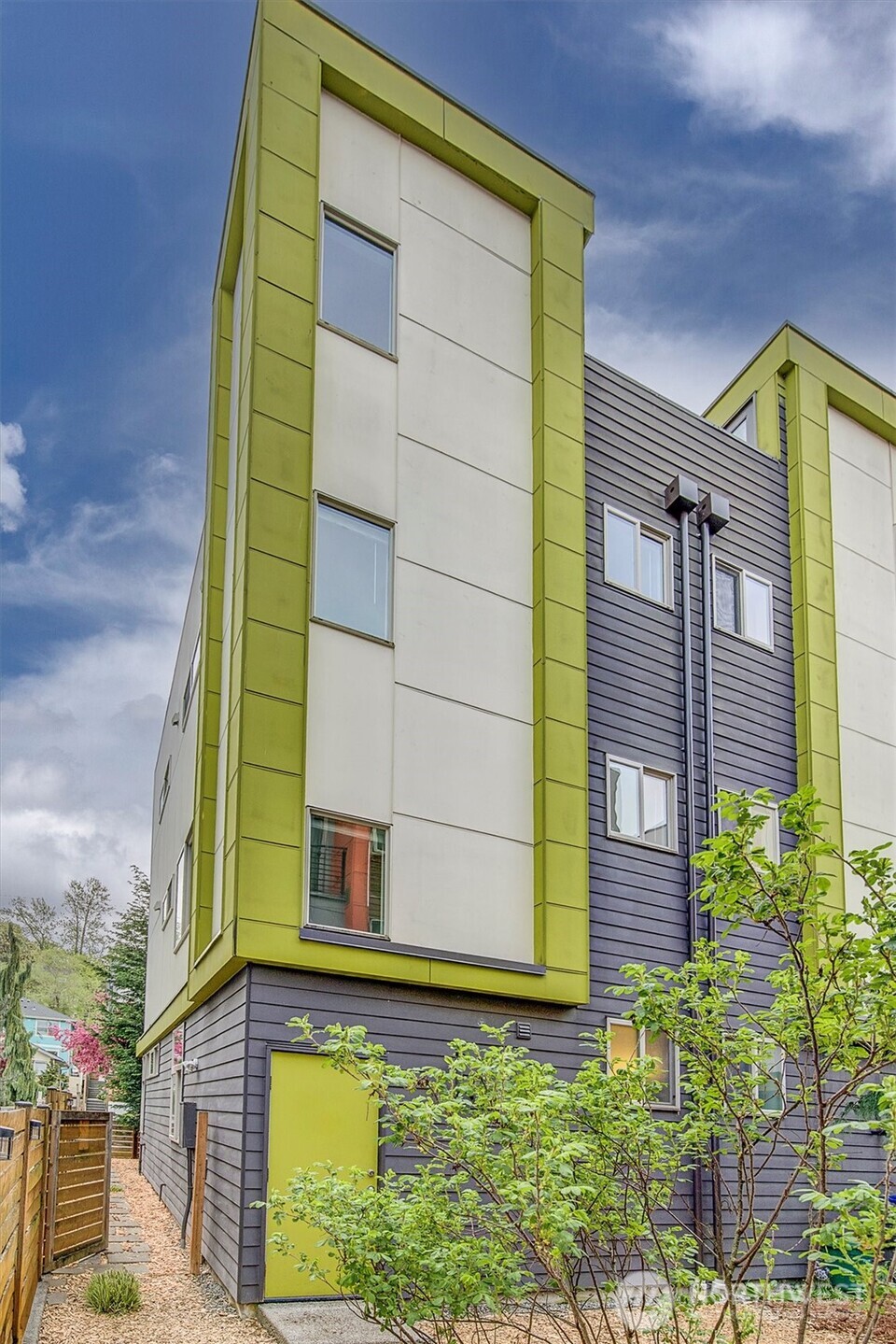 4809 Delridge Way SW Unit: A