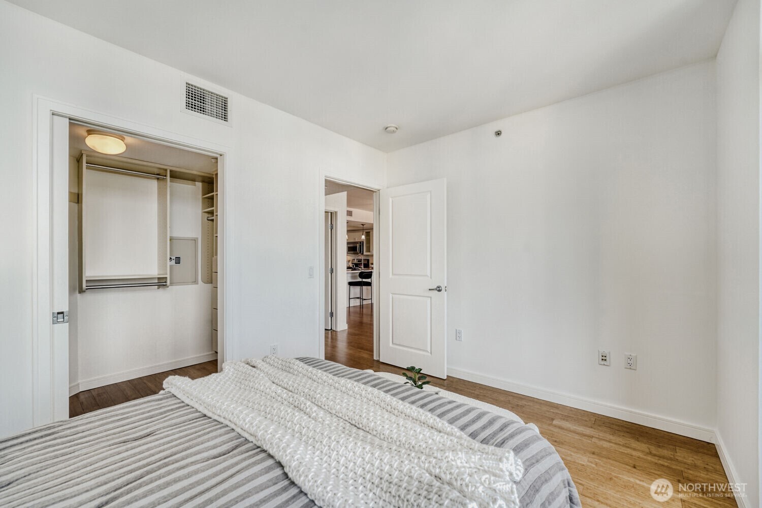 819 Virginia Street Unit: 2901