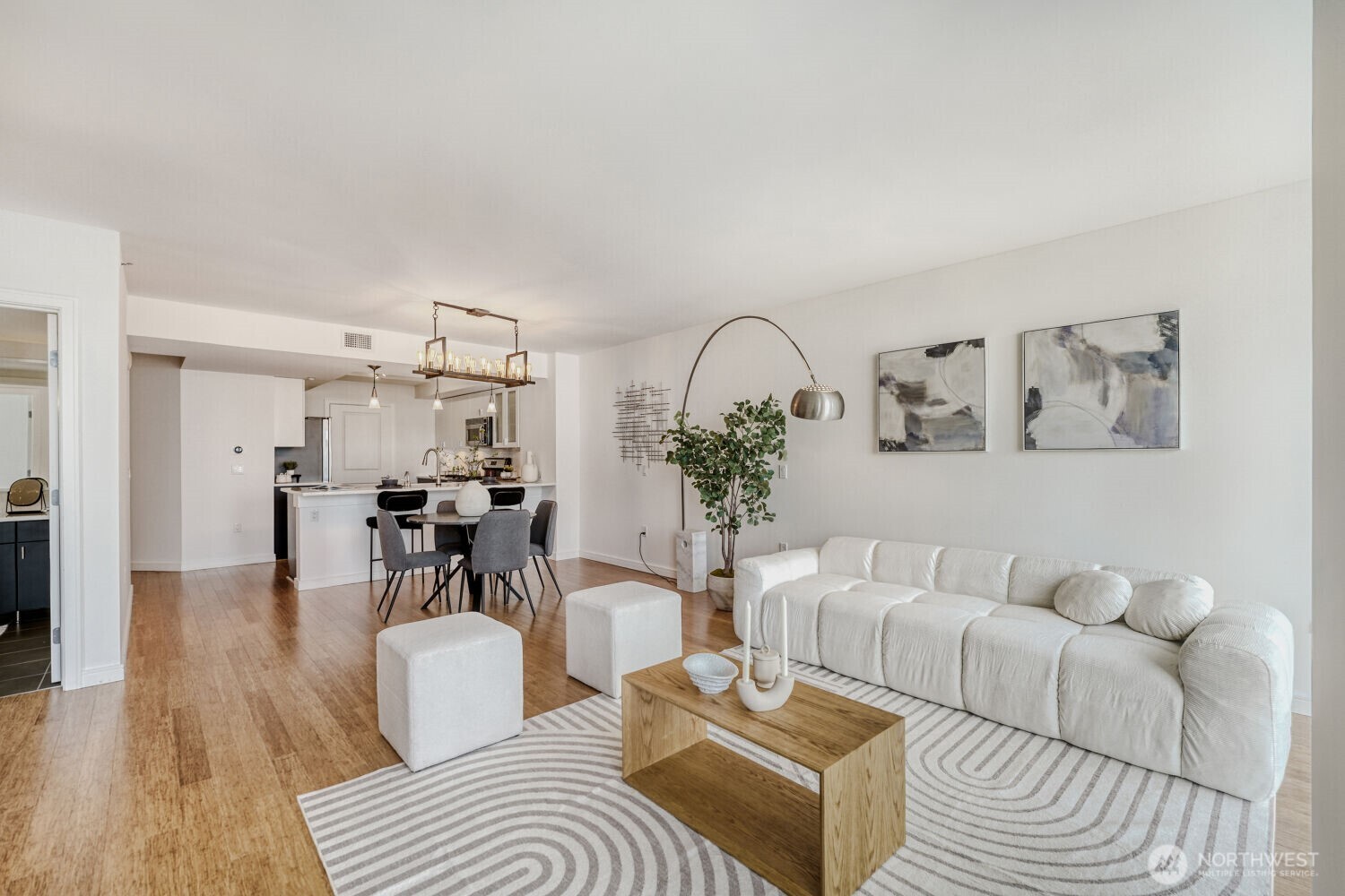 819 Virginia Street Unit: 2901
