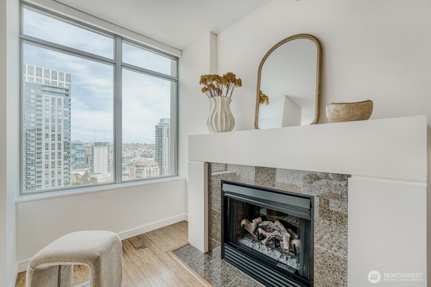 819 Virginia Street Unit: 2901