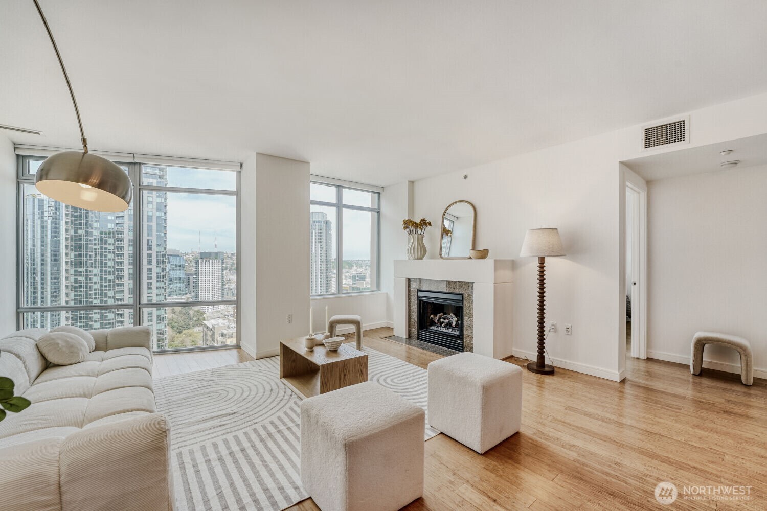 819 Virginia Street Unit: 2901