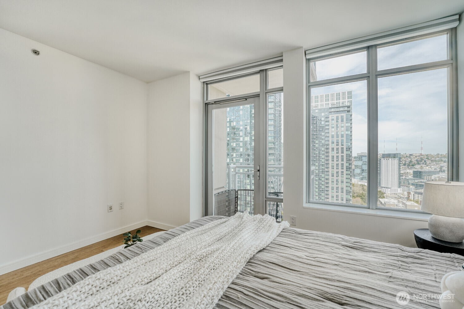 819 Virginia Street Unit: 2901