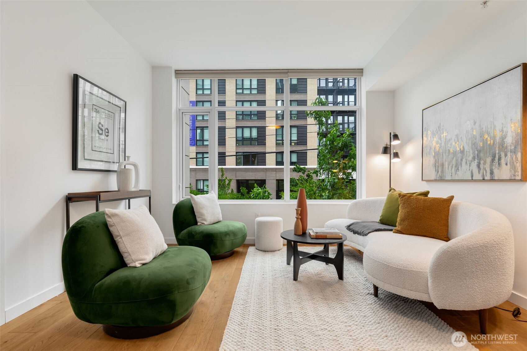 1321 Seneca Street Unit: 202