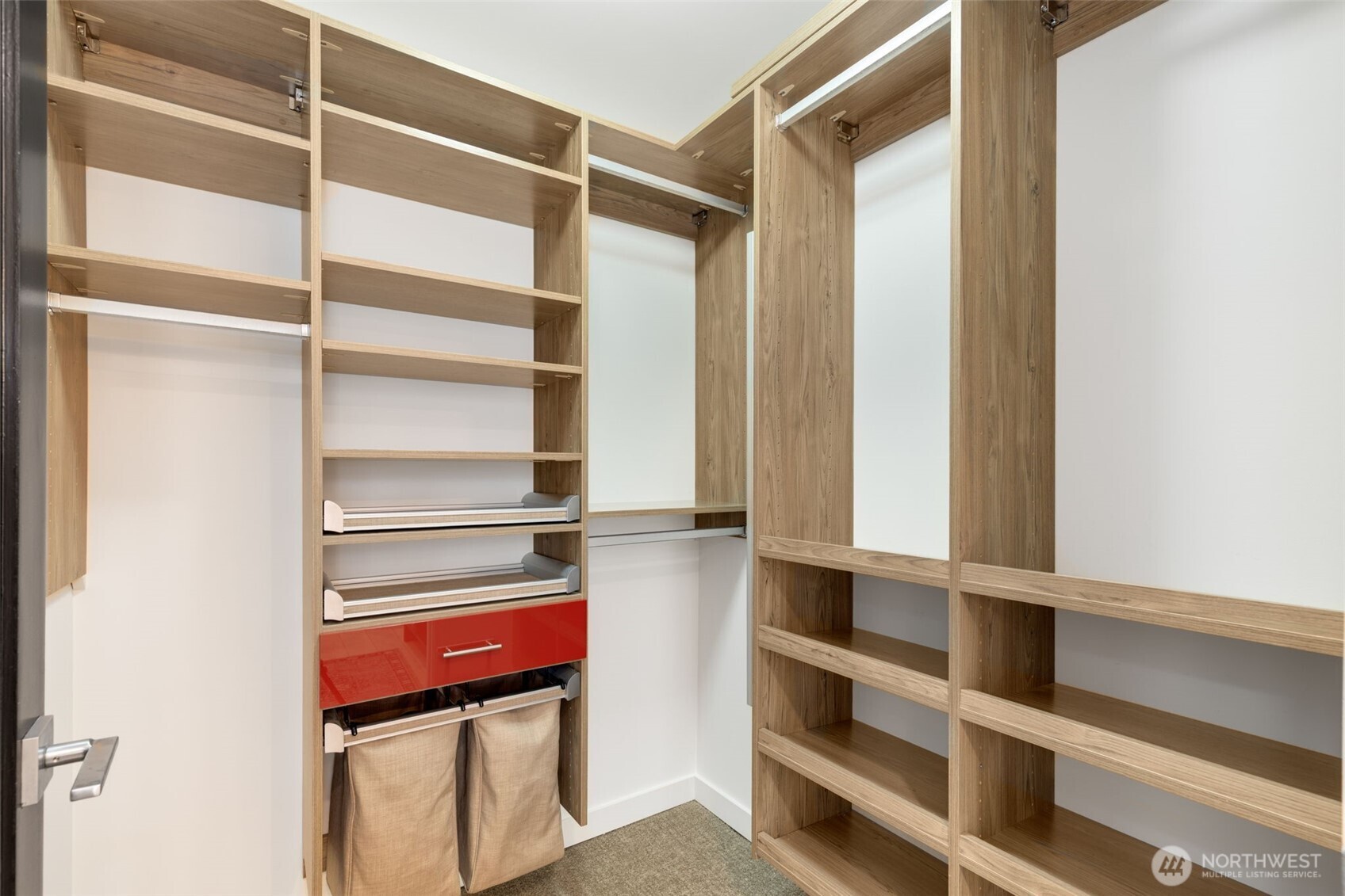 1321 Seneca Street Unit: 202