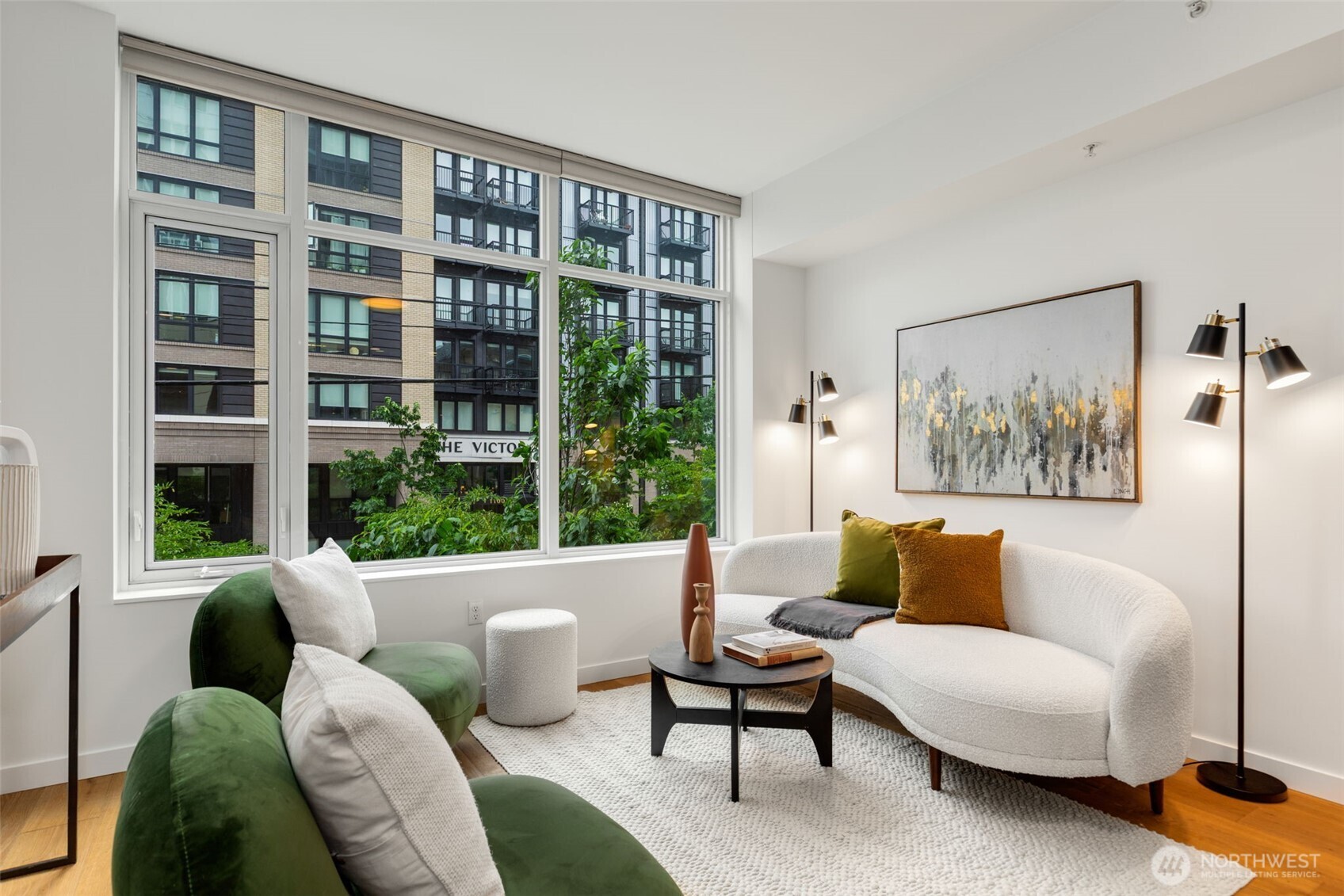 1321 Seneca Street Unit: 202