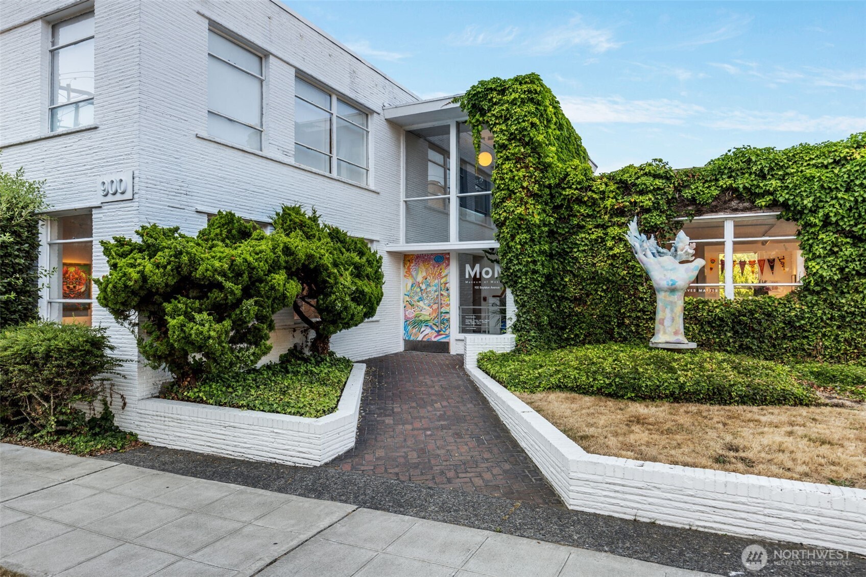 1321 Seneca Street Unit: 202