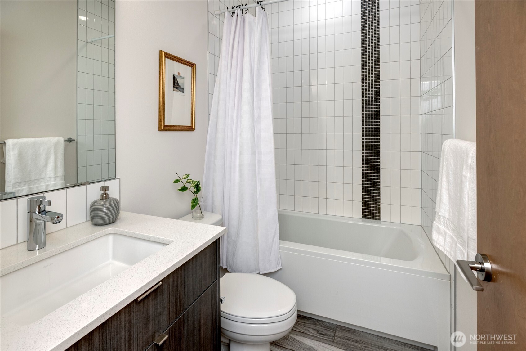 4024 Martin Luther King Jr Way S Unit: B