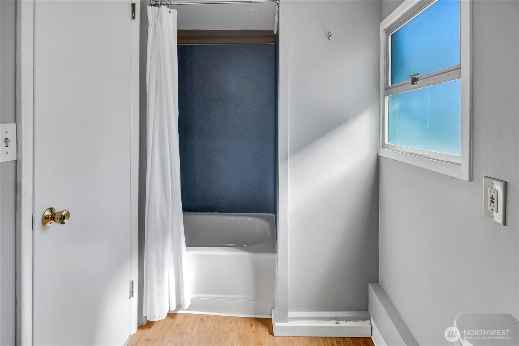 327 NE 55th Street