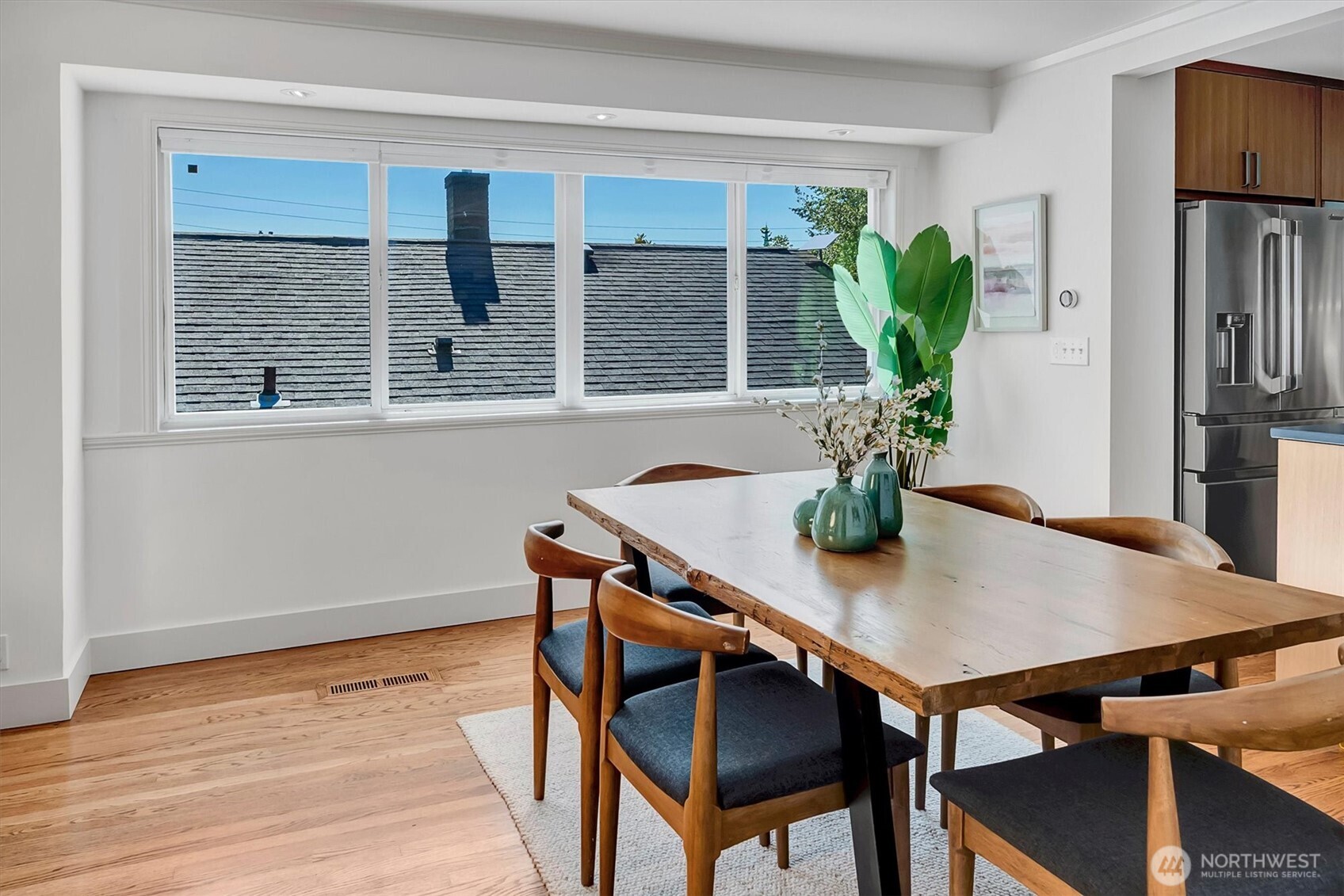 327 NE 55th Street